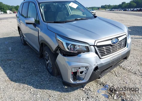 2020 Subaru Forester Premium z USA, uszkodzony, nr VIN JF2SKAJC1LH513640